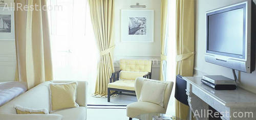 JK Place Capri 12